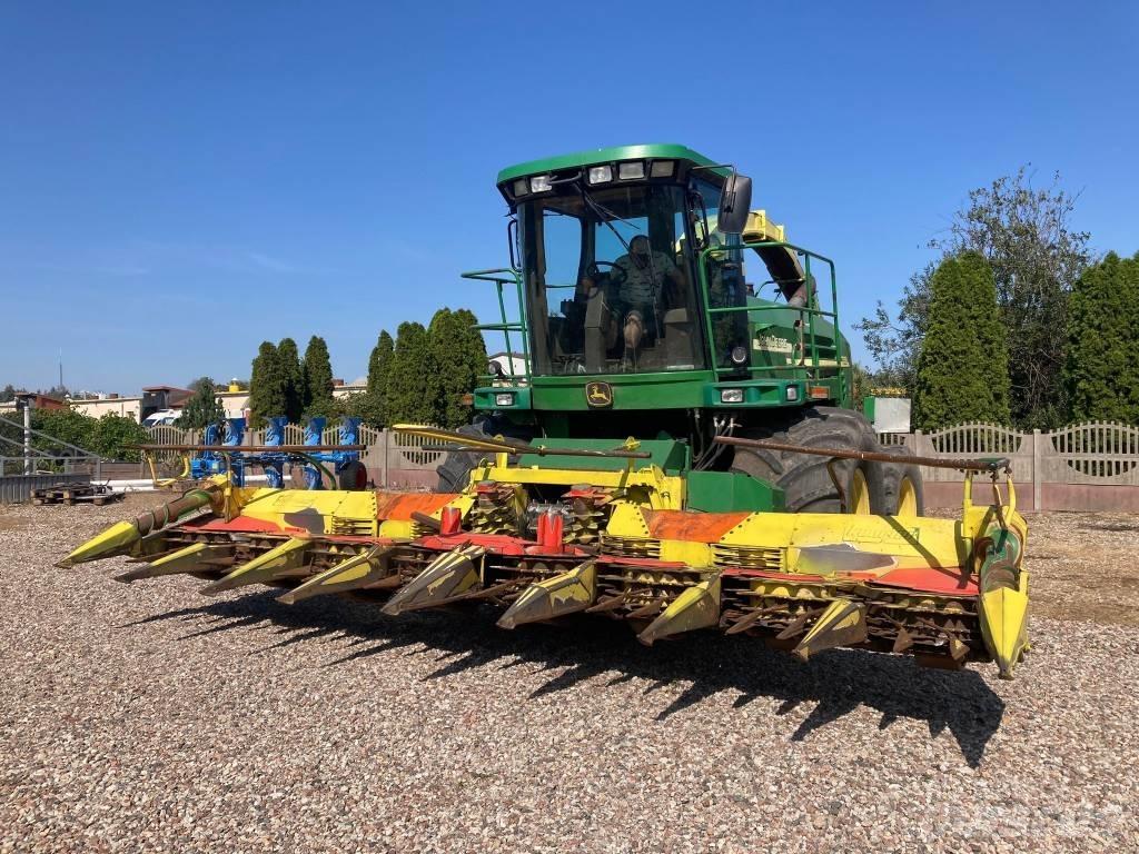 John Deere 7300 Strojevi za krmu na vlastiti pogon