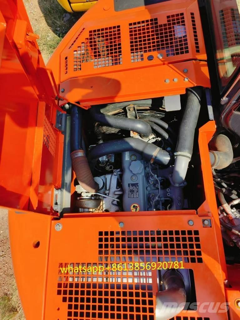 Hitachi ZX 135 US Bageri gusjeničari