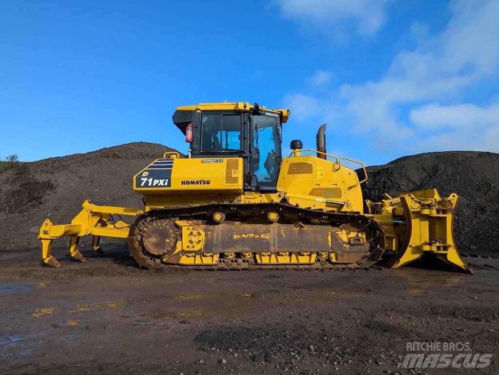Komatsu D71PXi-24 Buldožeri gusjeničari