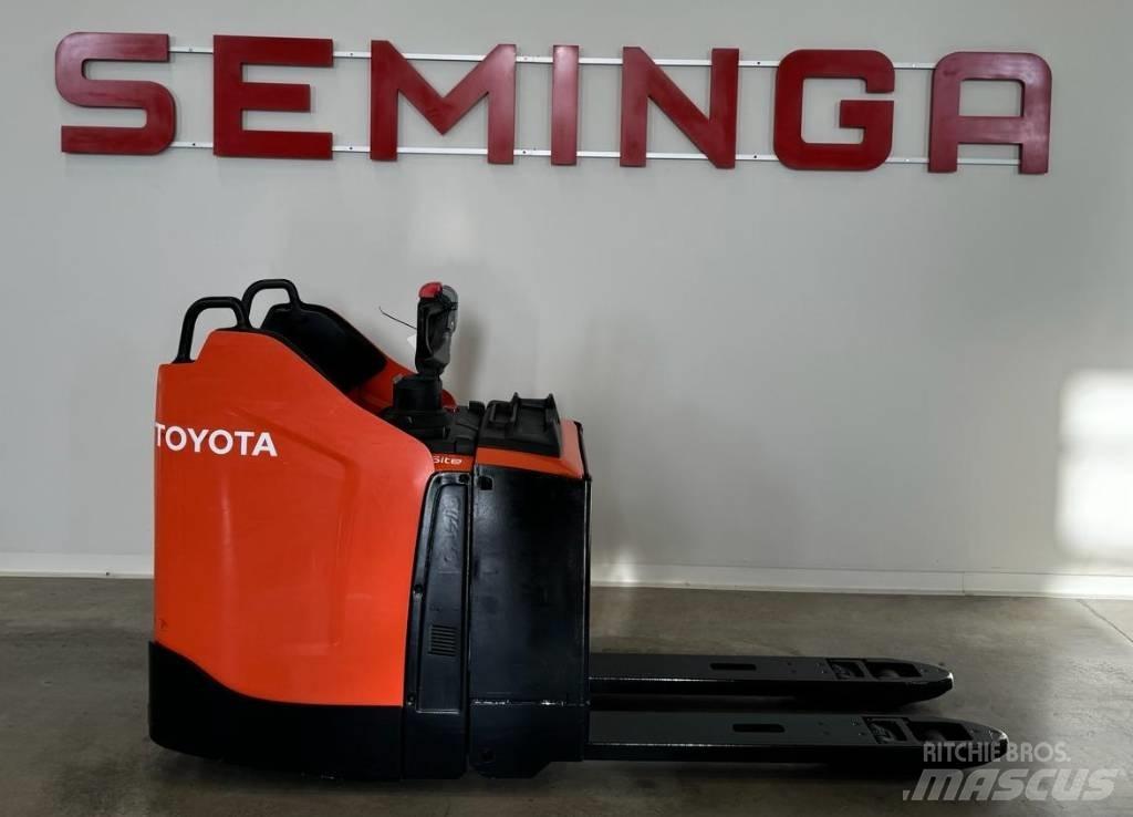 Toyota 10545  LPE200 Nisko podizni električni viličar