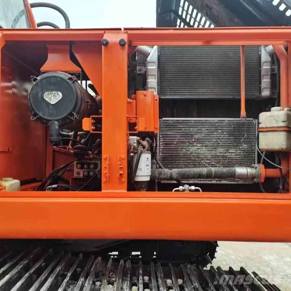 Doosan DX 225 LC Bageri gusjeničari