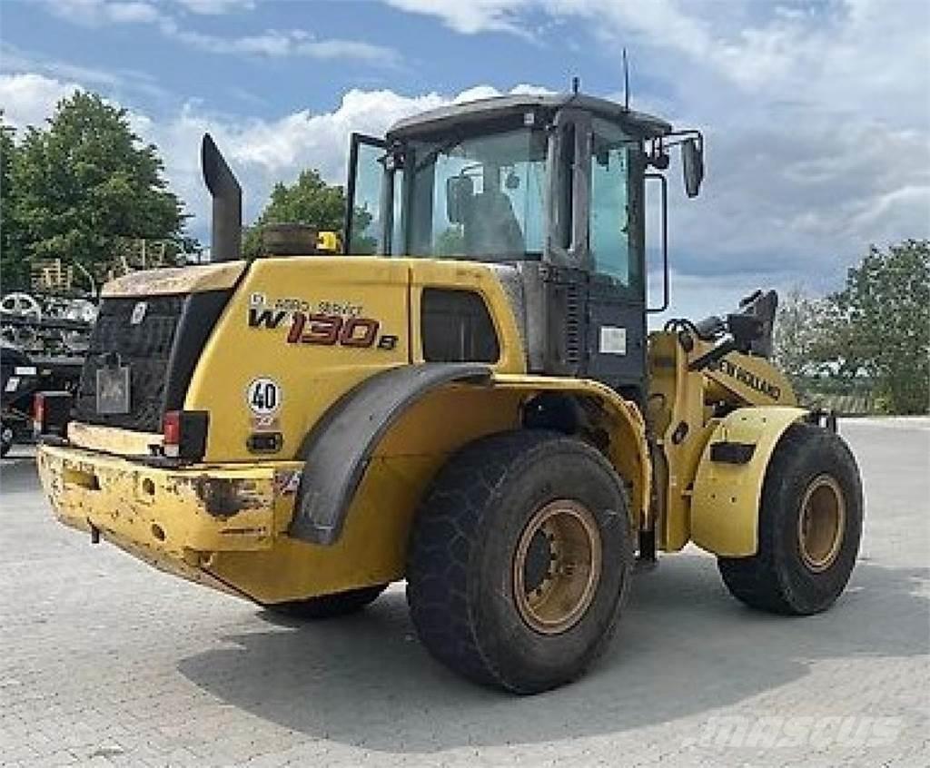New Holland W 130B Utovarivači na kotačima