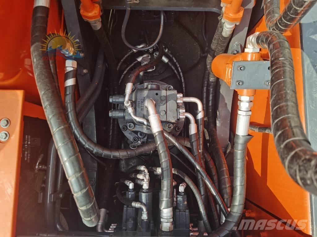 Doosan DX 300 LC Bageri gusjeničari