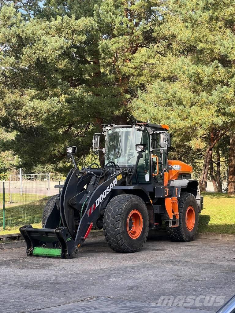 Doosan DL 220-7 Utovarivači na kotačima