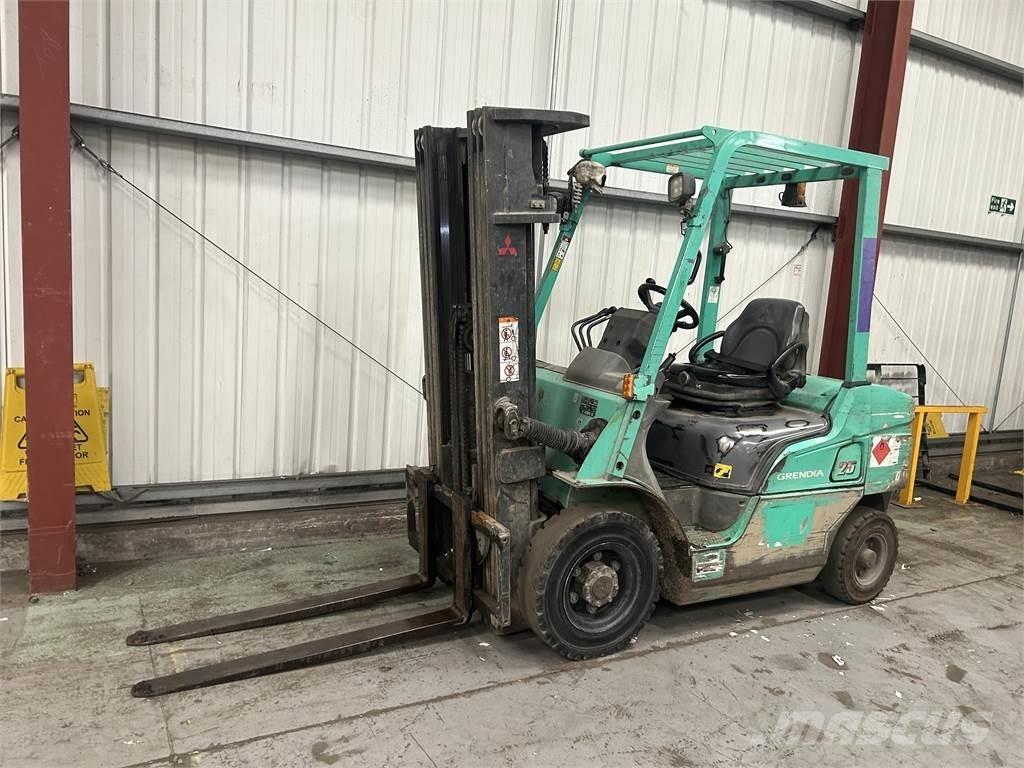 Mitsubishi FD25NT Dizelski viličari