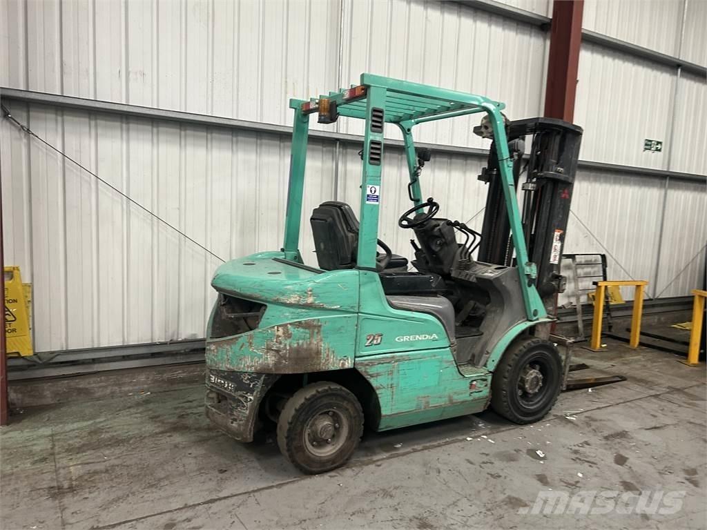 Mitsubishi FD25NT Dizelski viličari