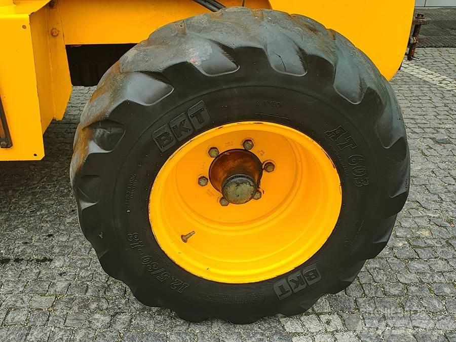 JCB 930 Terenski viličar