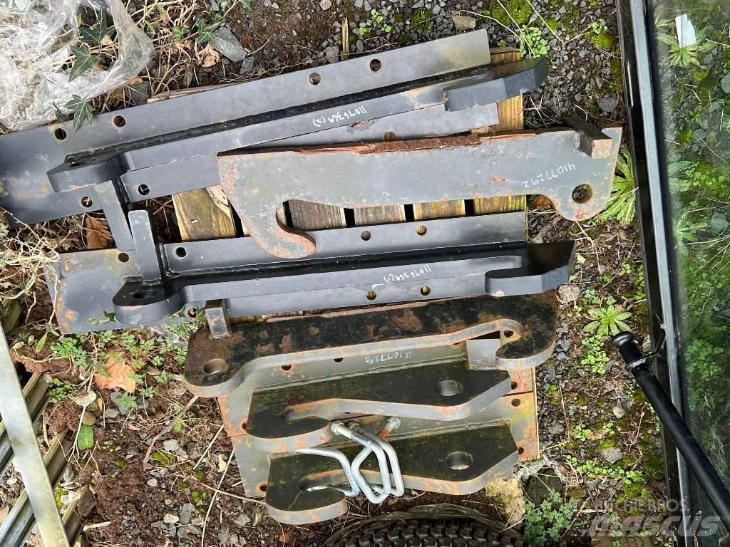 Fendt PICK UP HITCH Ostala oprema za traktore