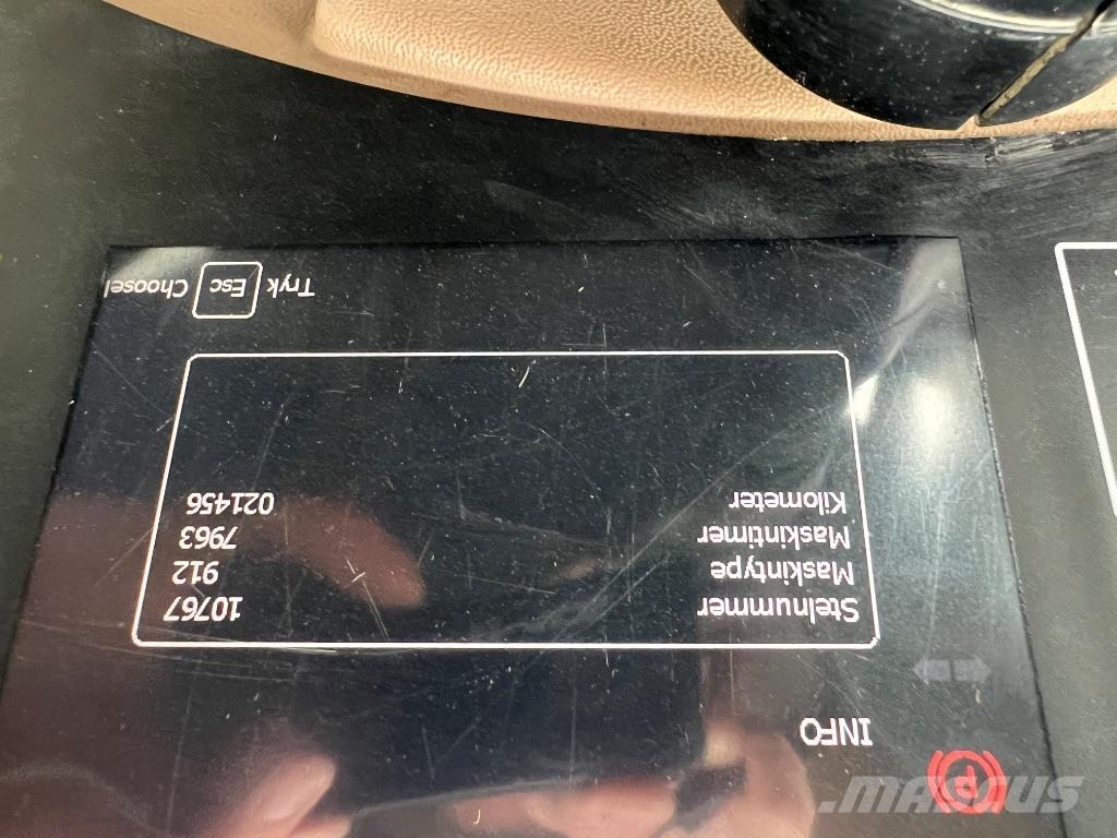 Hydrema 912 DS Zglobni demperi