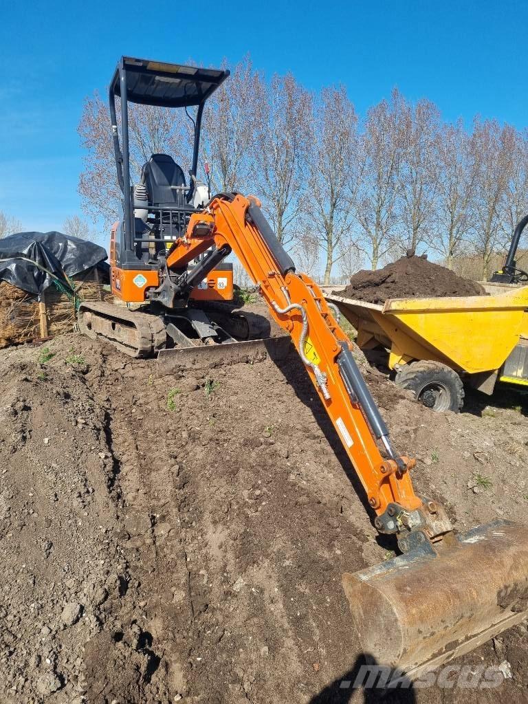 Hitachi ZX 19 U Mini bageri <7t