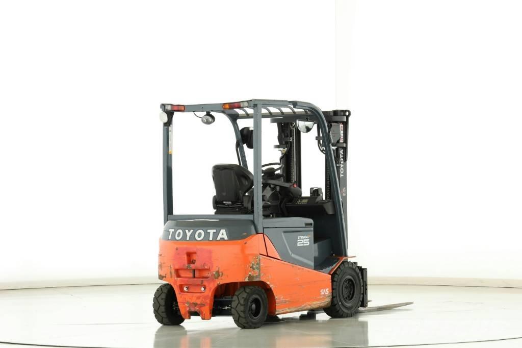 Toyota 8 FBMT 25 Električni viličari