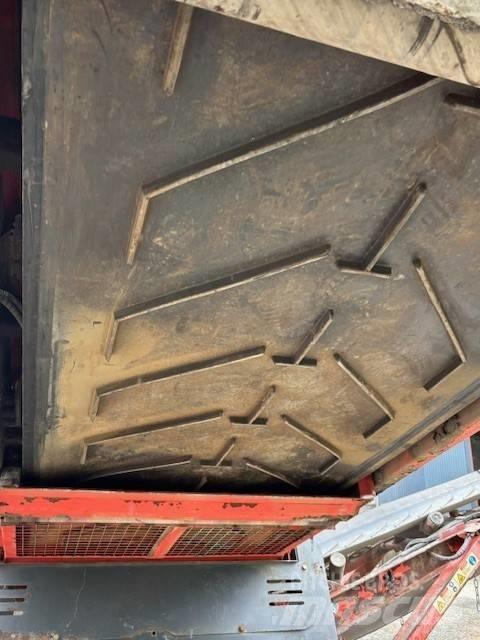 Sandvik QE 341 Mobilna sita