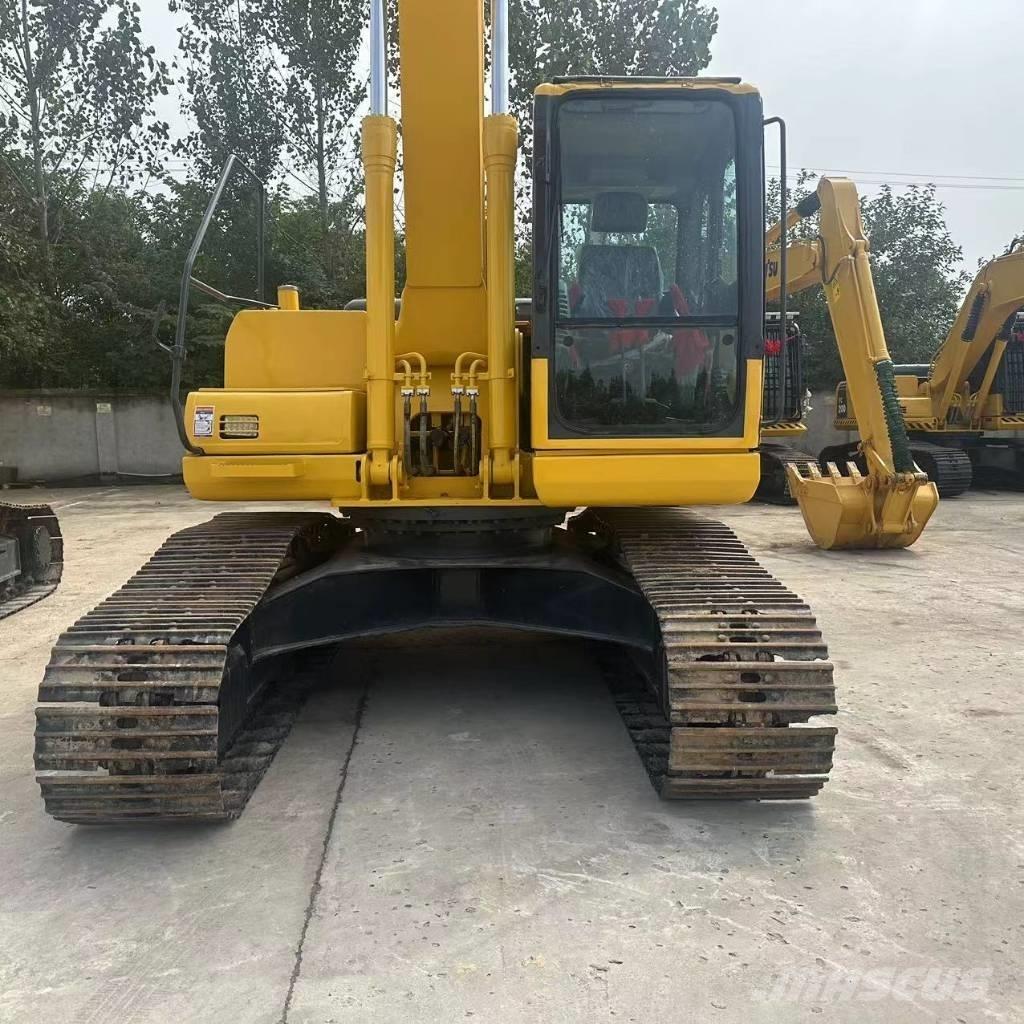 Komatsu PC 200-7 Bageri gusjeničari