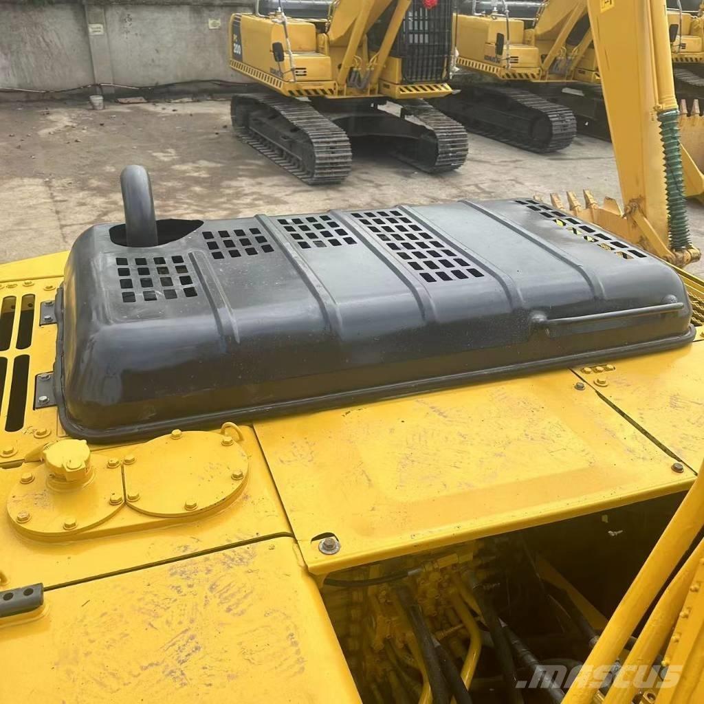 Komatsu PC 200-7 Bageri gusjeničari