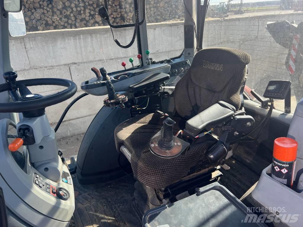 Valtra 234H Skideri