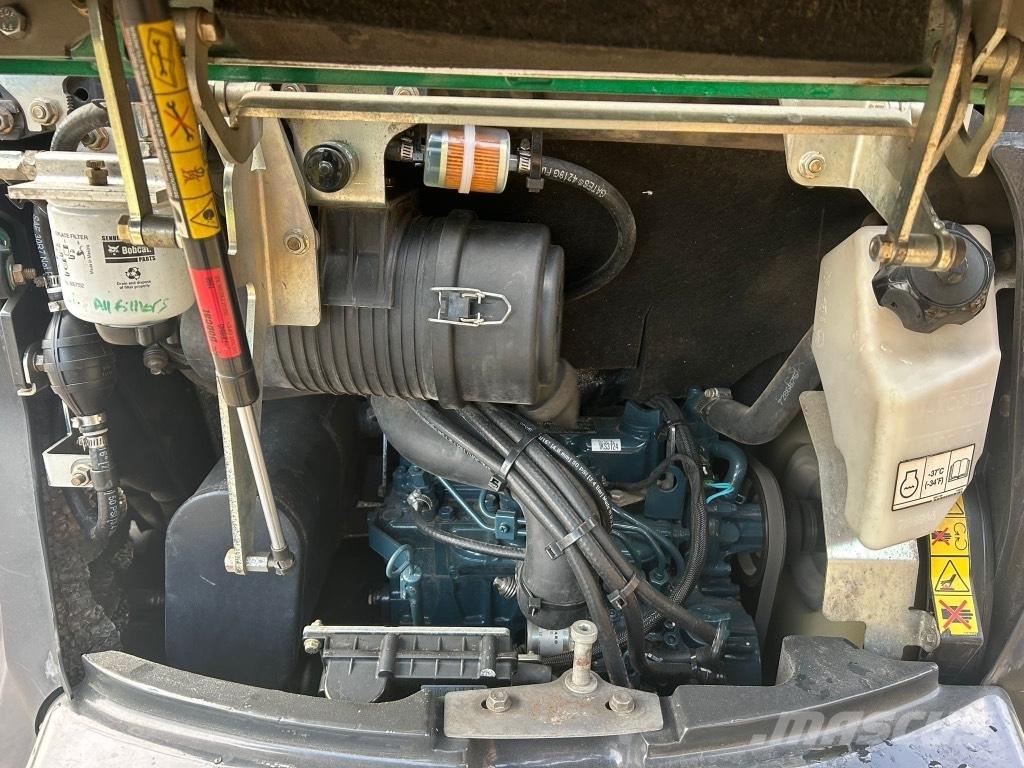 Bobcat E 27z Mini bageri <7t