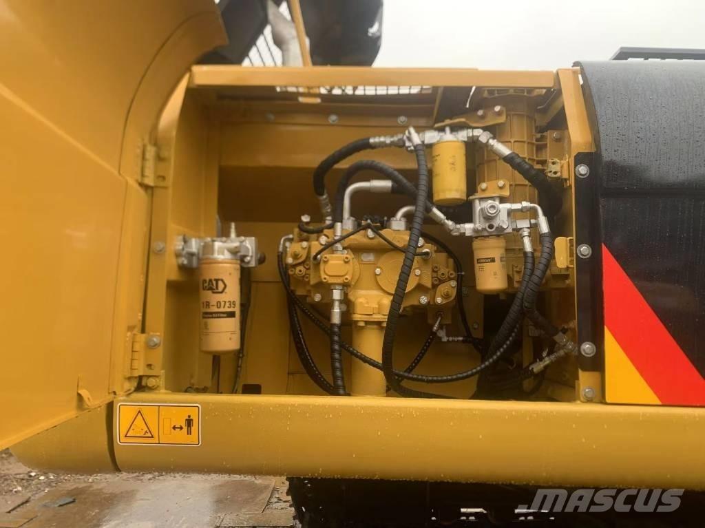 CAT 329 D Bageri gusjeničari