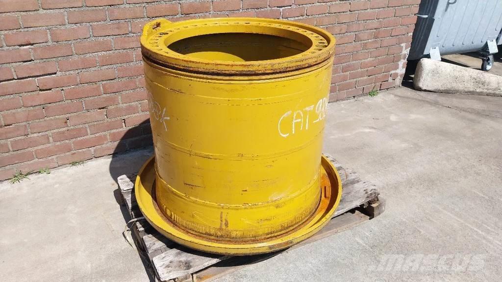 CAT 988 rim Gume, kotači i naplatci