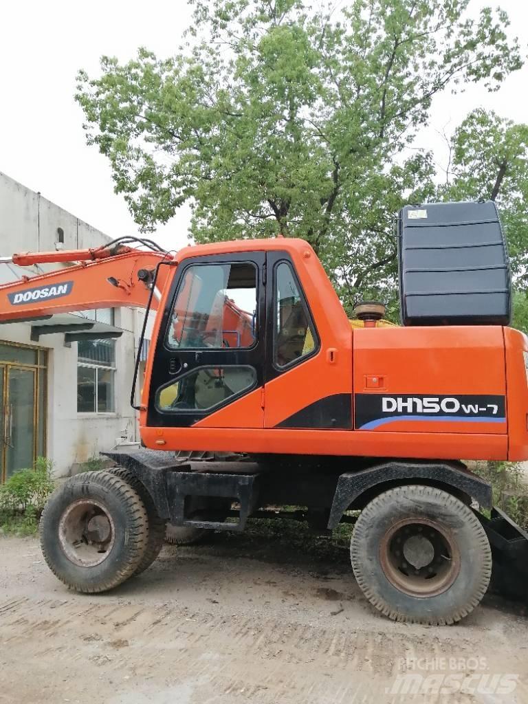 Doosan DH 150 W-7 Bageri gusjeničari