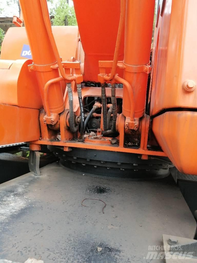 Doosan DH 150 W-7 Bageri gusjeničari