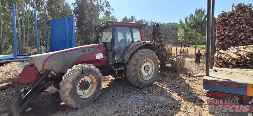 Valtra T 161 Šumski traktori