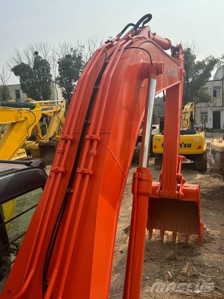 Hitachi ZX 240 Bageri gusjeničari