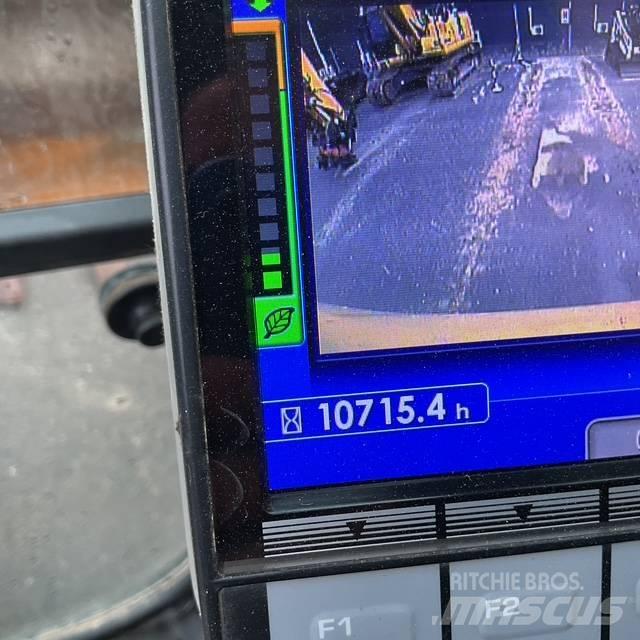 Komatsu PC240 Bageri gusjeničari
