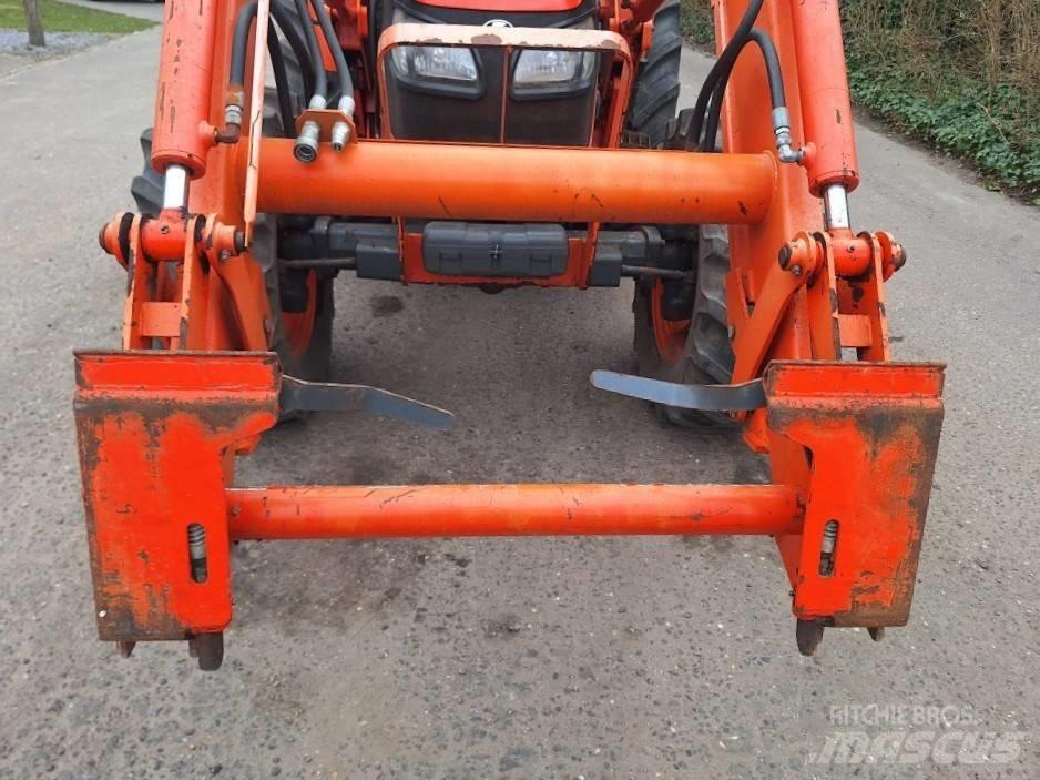 Kubota M9540 Traktori
