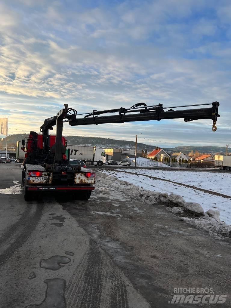 DAF cf85 Rol kiper kamioni s kukama za dizanje