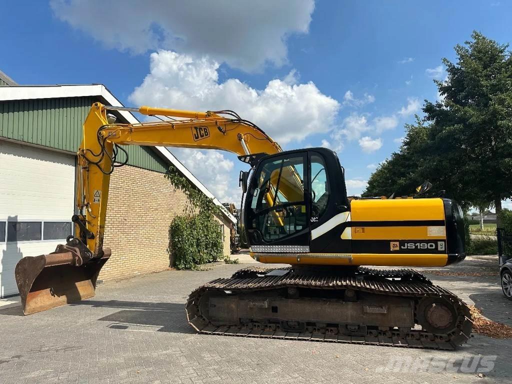 JCB JS190 LC Bageri gusjeničari