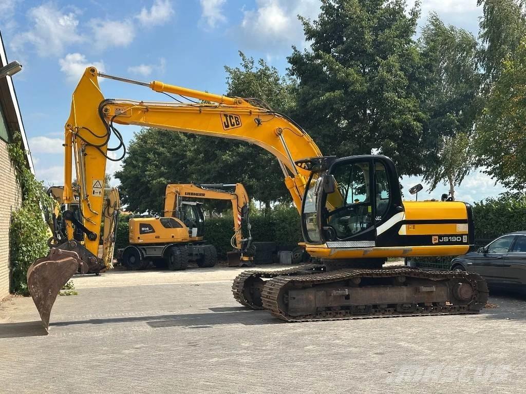 JCB JS190 LC Bageri gusjeničari