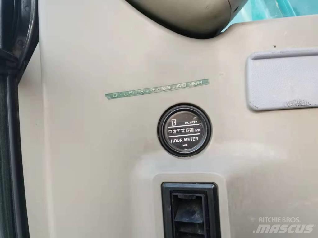 Kobelco SK 135 Bageri gusjeničari