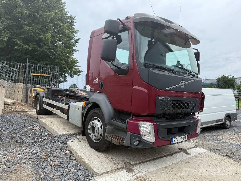 Volvo FL 280 Rol kiper kamioni s kukama za dizanje