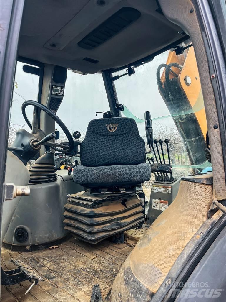 CASE 580 SN Utovarni rovokopači