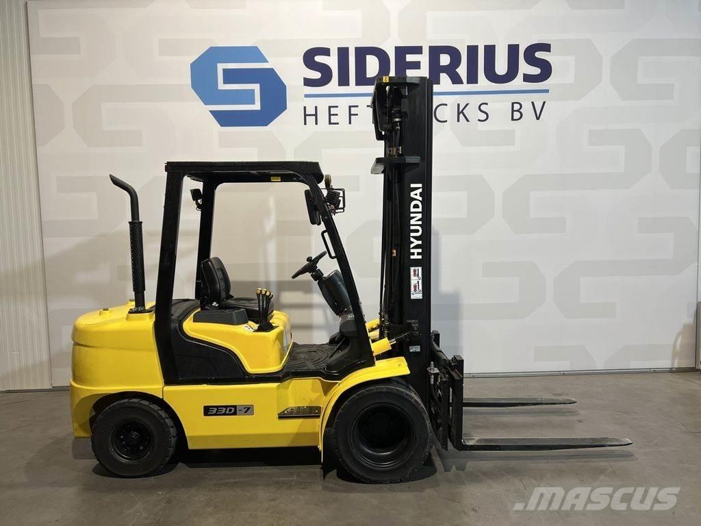 Hyundai 33D-7 Dizelski viličari