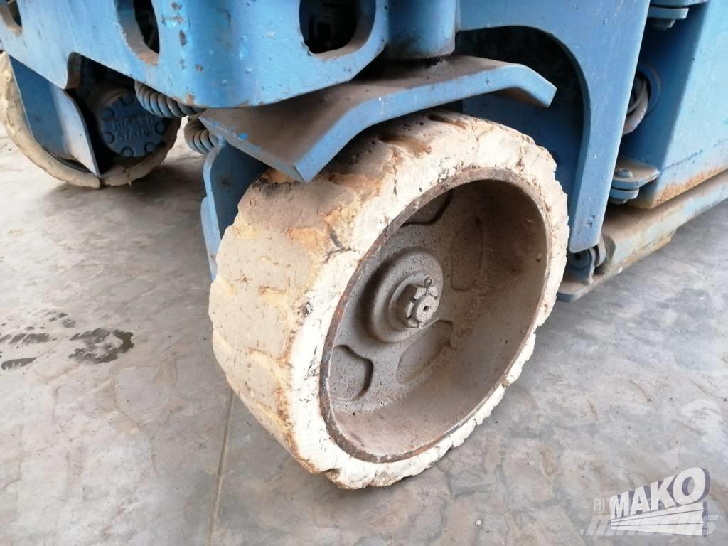 Genie GS 2046 Škaraste platforme