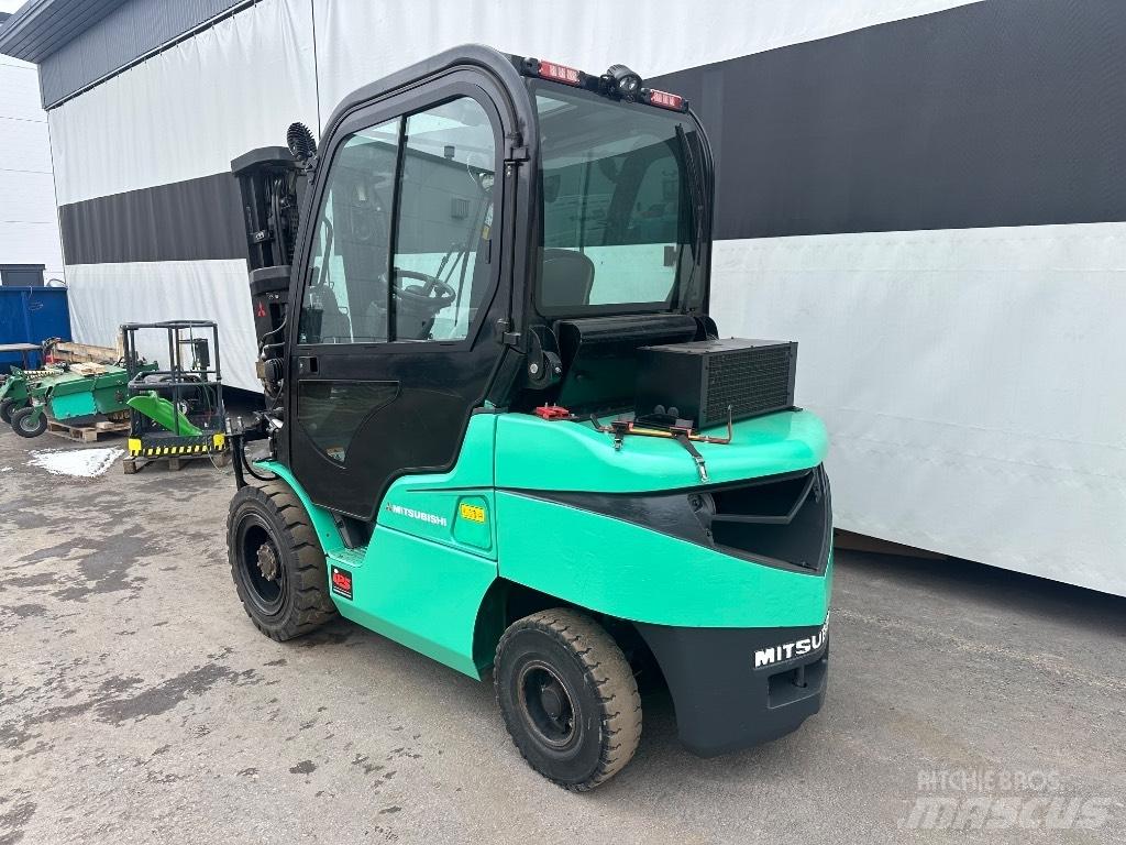 Mitsubishi FD 35 N Dizelski viličari
