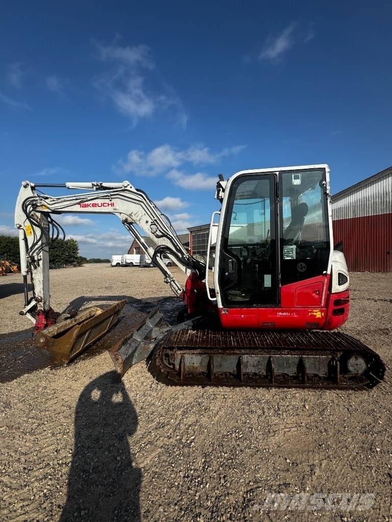 Takeuchi TB 260 Bageri gusjeničari