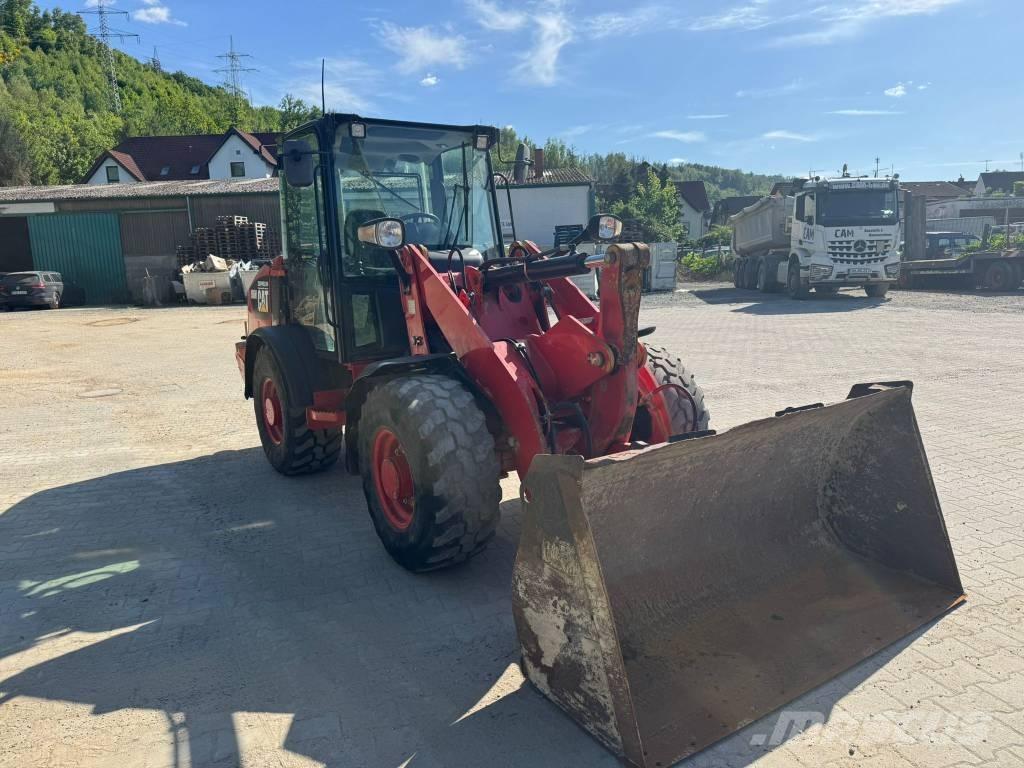 CAT 906M Utovarivači na kotačima