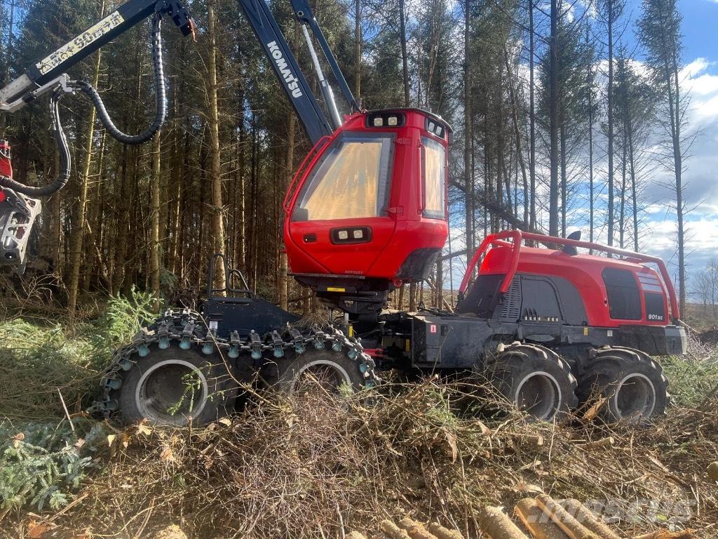 Komatsu 901 XC Harversteri