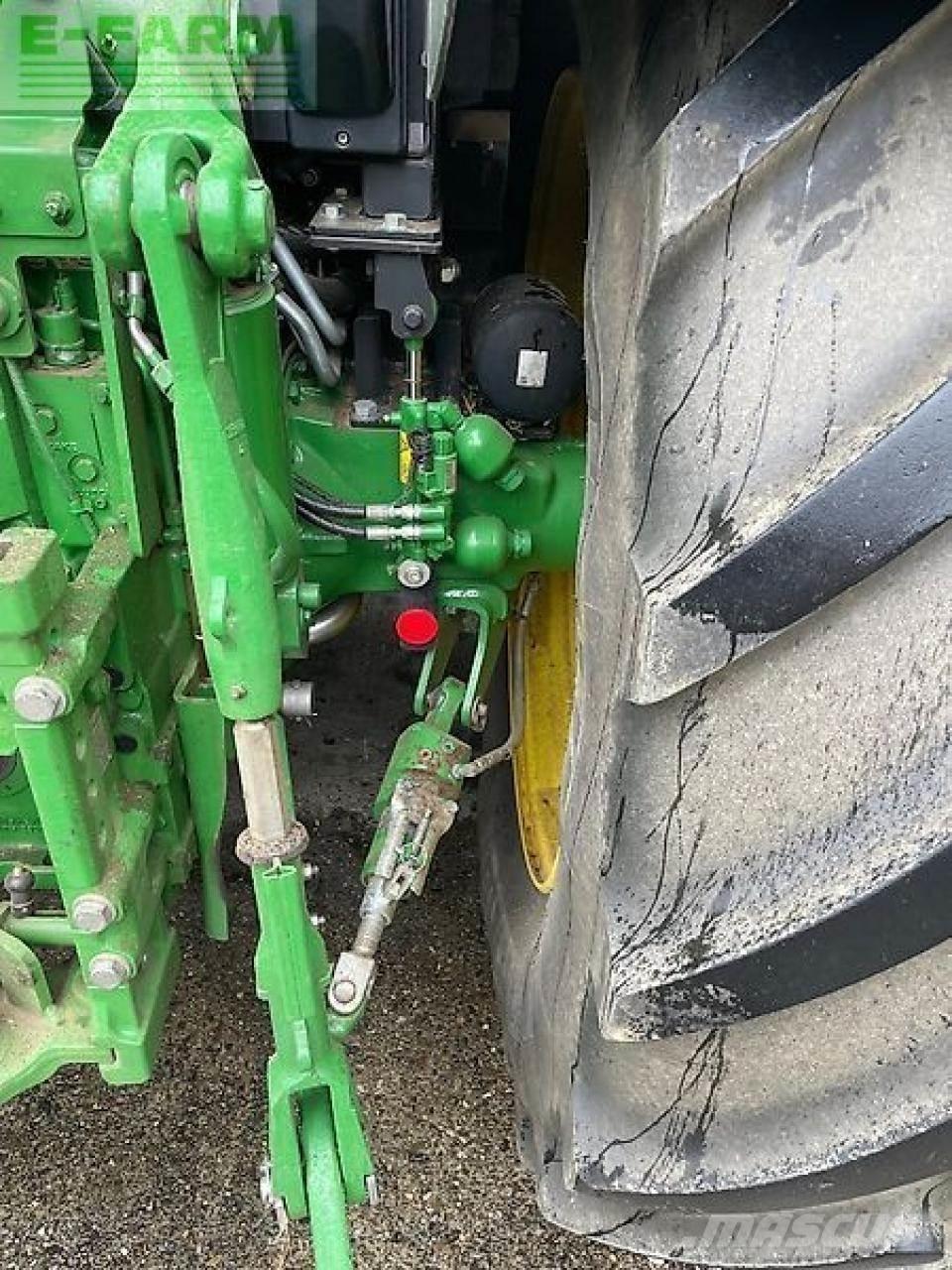 John Deere 6155r Traktori