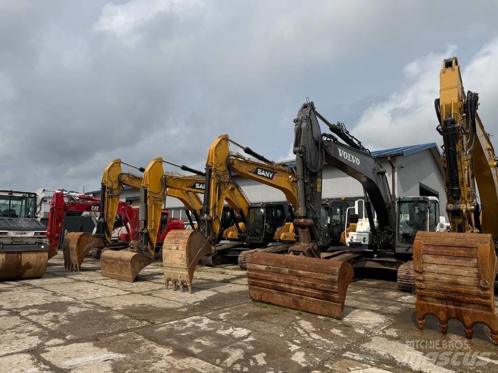 CAT 330 FLN Bageri dugog dosega