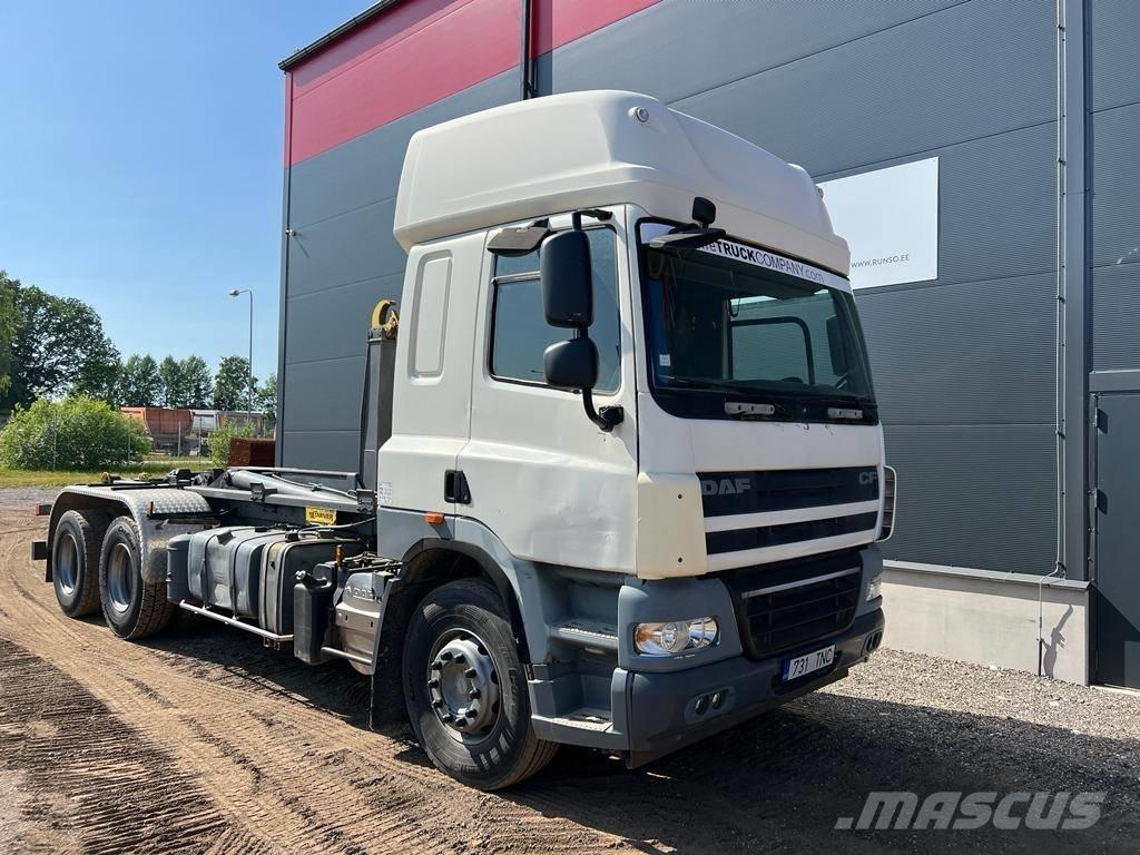 DAF CF85.460 Rol kiper kamioni s kukama za dizanje