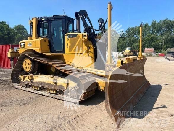 CAT D6T XW Buldožeri gusjeničari
