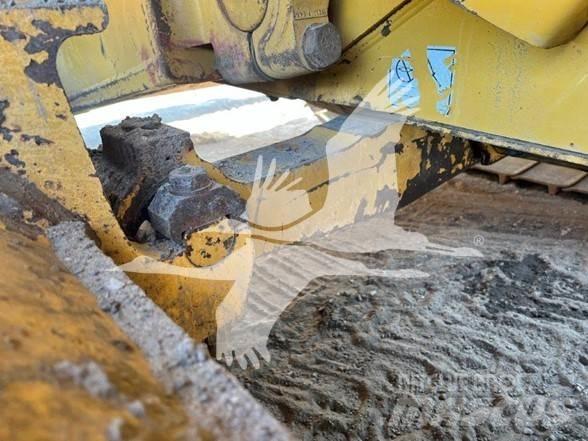 CAT D6T XW Buldožeri gusjeničari