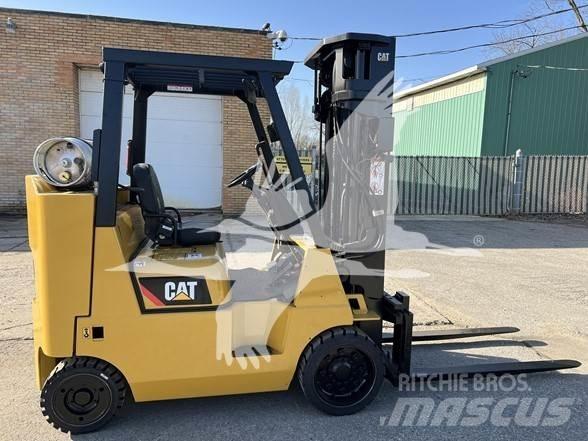 CAT GC40KSTR Dizelski viličari