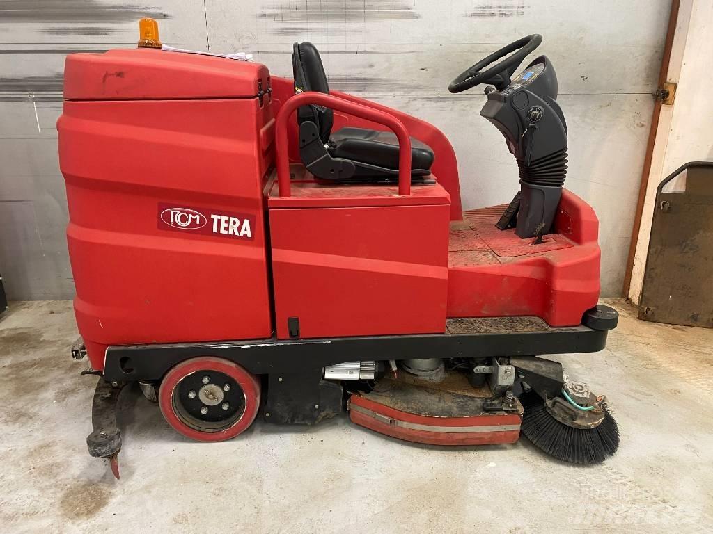 RCM Tera 1102 Strojevi za čiščenje i ribanje podova