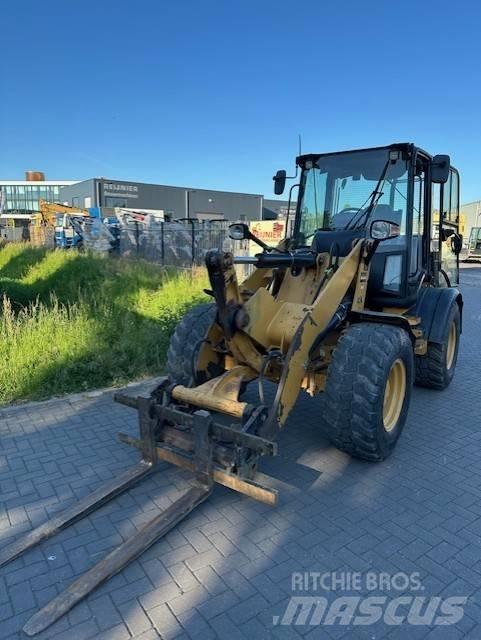 CAT 908 H Utovarivači na kotačima