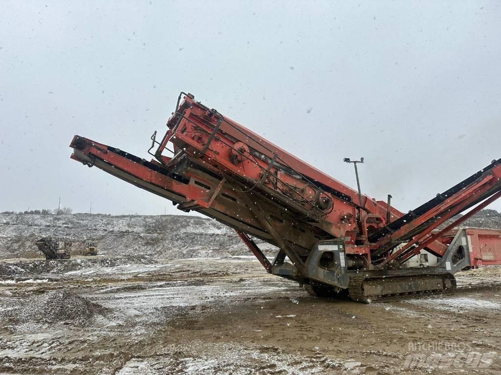 Sandvik QA 450 Mobilna sita