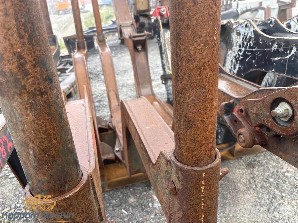 Valmet 840 Ostale komponente